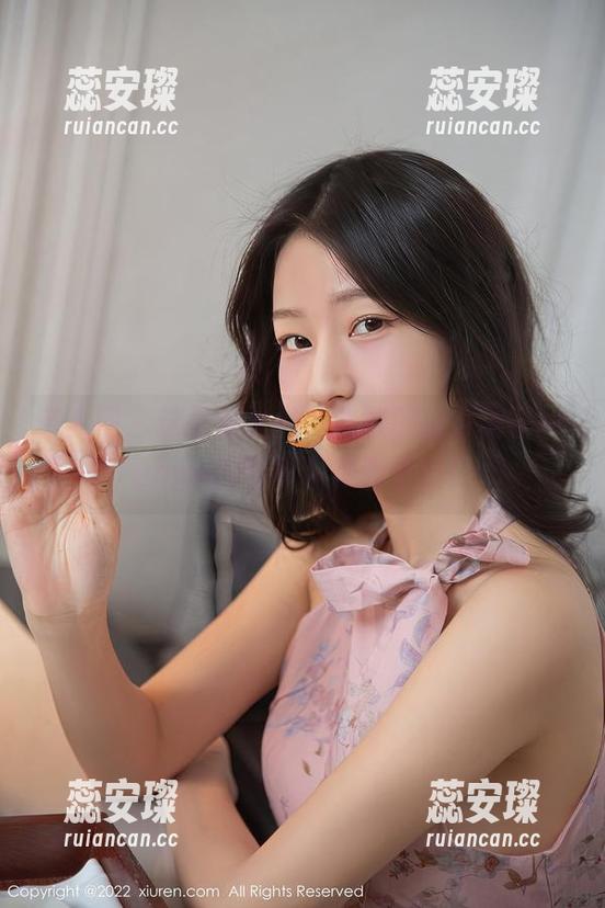 秀人网-小橘子orange 秀人网 - 这蕾丝太美,我试图把小橘子orange的写真下载为壁纸!