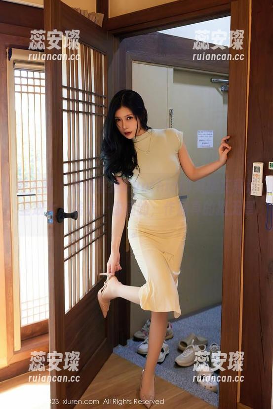 秀人网-杨紫嫣Cynthia 秀人网 - 把杨紫嫣Cynthia的美腿在高清里放大,结果…你懂的;作品真的挺无辜。