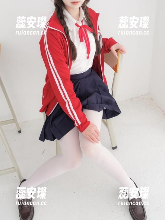 紧急企划 - 五更百鬼说只更新个校服，结果我被圈粉了，不得不说好坏参半呀。