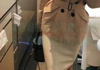 微密圈 – 紫色哒豚豚的写真，套装里藏了什么？或许是我们的小秘密
