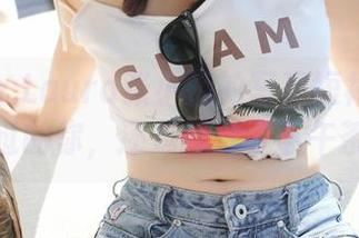 美媛馆 – Laura张小妮的写真短裙：是风熘过的你，还是我开了下午茶？