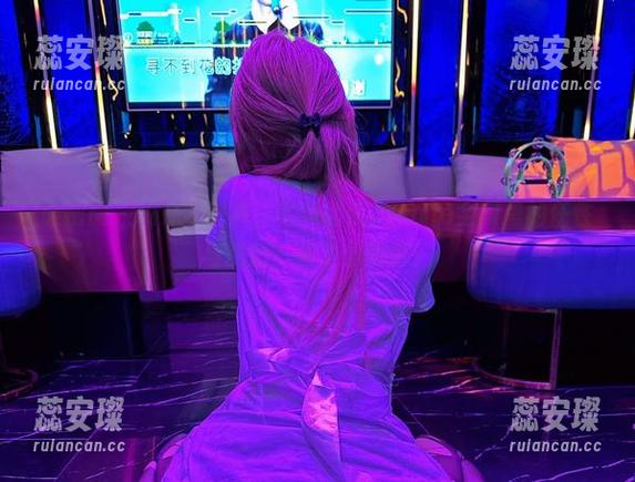 脸红Dearie 微密圈 - 说是牛仔裤,实则脸红Dearie全集里的任性与挑逗,骗了你的眼!
