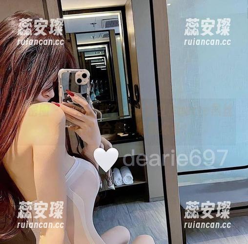 脸红Dearie 微密圈 - 你敢不敢?来拿脸红Dearie黑丝腿的免费合集,收藏必备!