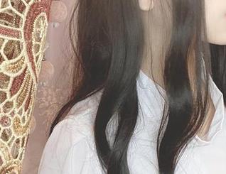 油亮的平行宇宙：高清写真里的芋圆侑子