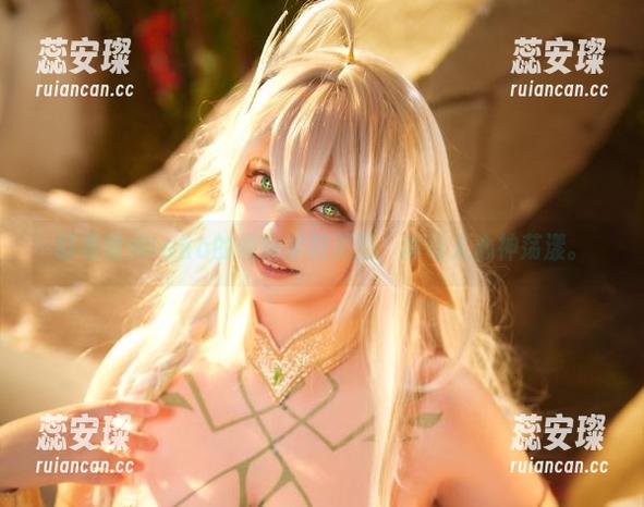 盯着菌烨tako的最新学妹美图，真让人心神荡漾。