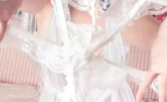 你敢相信？里见年一的粉色女仆作品居然是免费的！