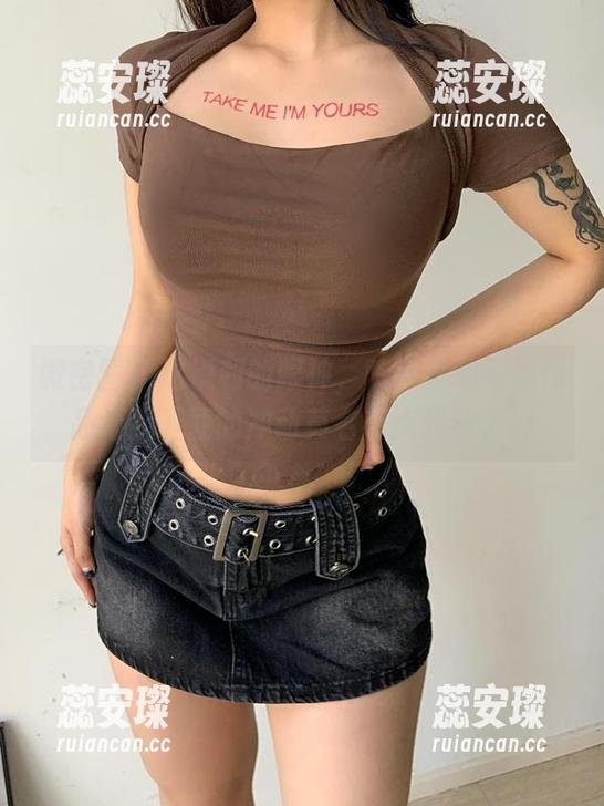 陈佩奇 微密圈 - 这锐利的眼神,陈佩奇的御姐作品让我下载的冲动莫名有点强烈了!