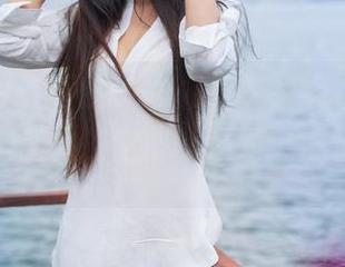 青豆客 – 在线看Una尤娜的套装合集，适合被好看和失控之间的堆砌迷得晕头转向。