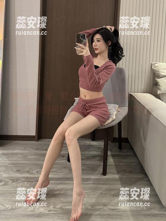 微密圈 - 看，黎允熙baby的紫色珍珠丁裤！原图和图包，比你想象的要有趣多了！